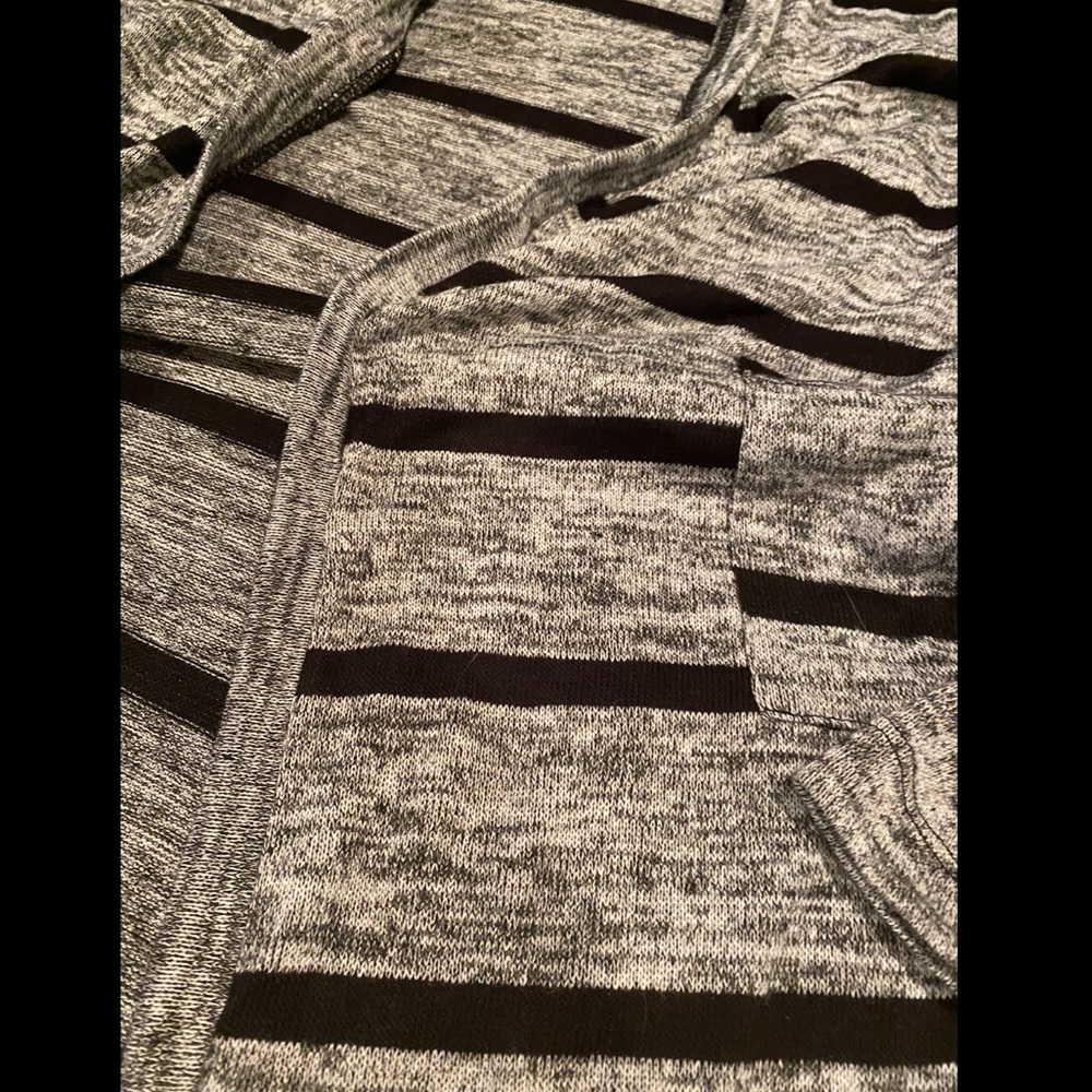 NY&Co Black and Gray Maxi Cardigan w| Pockets - Picture 2 of 5